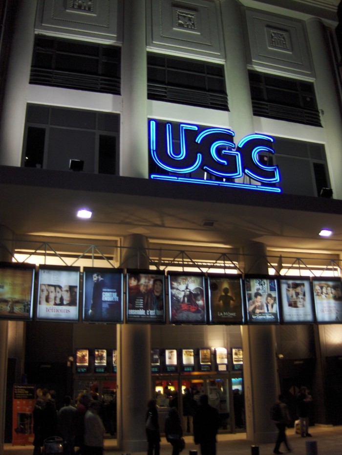 L'UGC où se déroulait le lancement